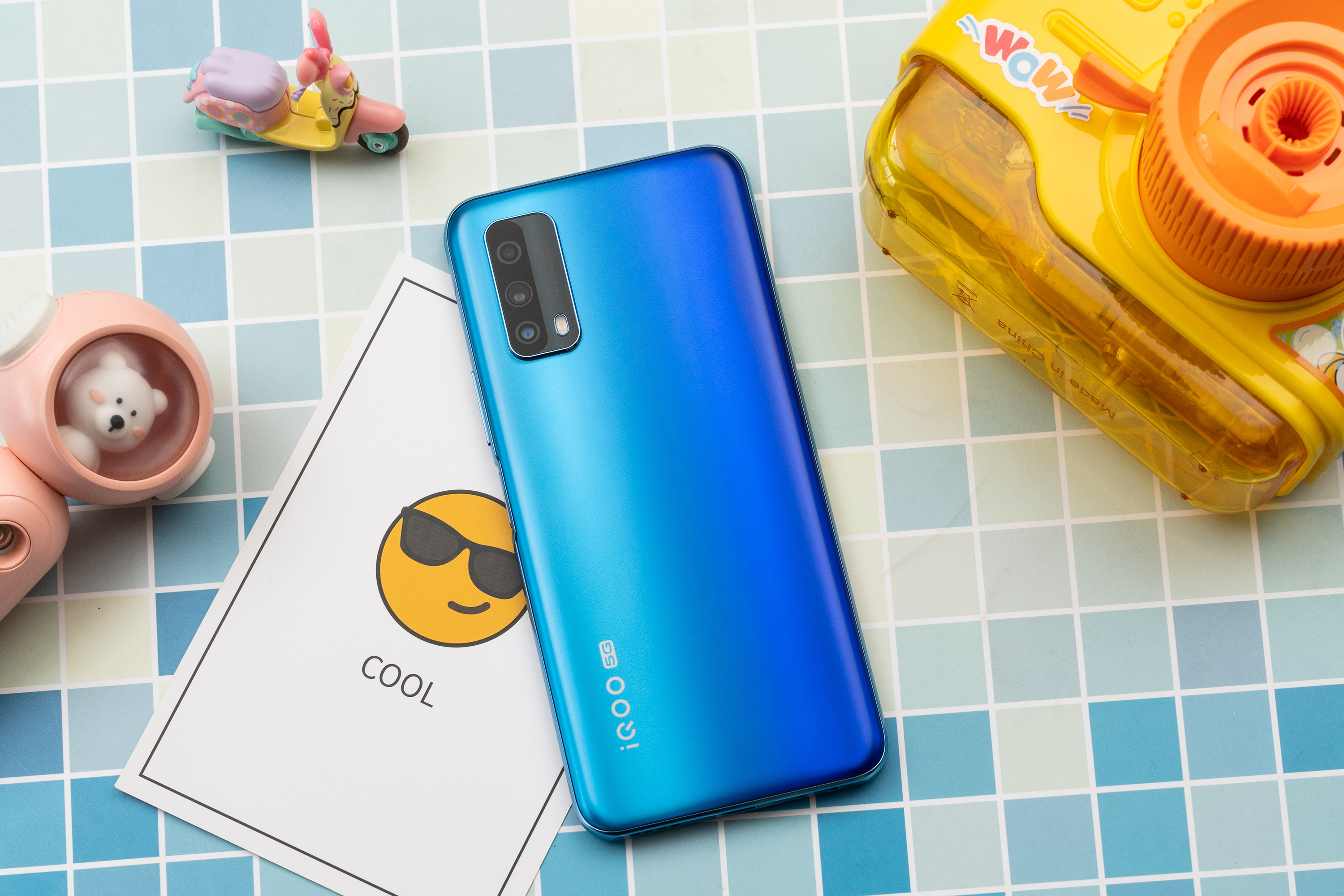 5G|iQOO Z1x上手简评:轻薄长续航5G新机,性价比优势明显