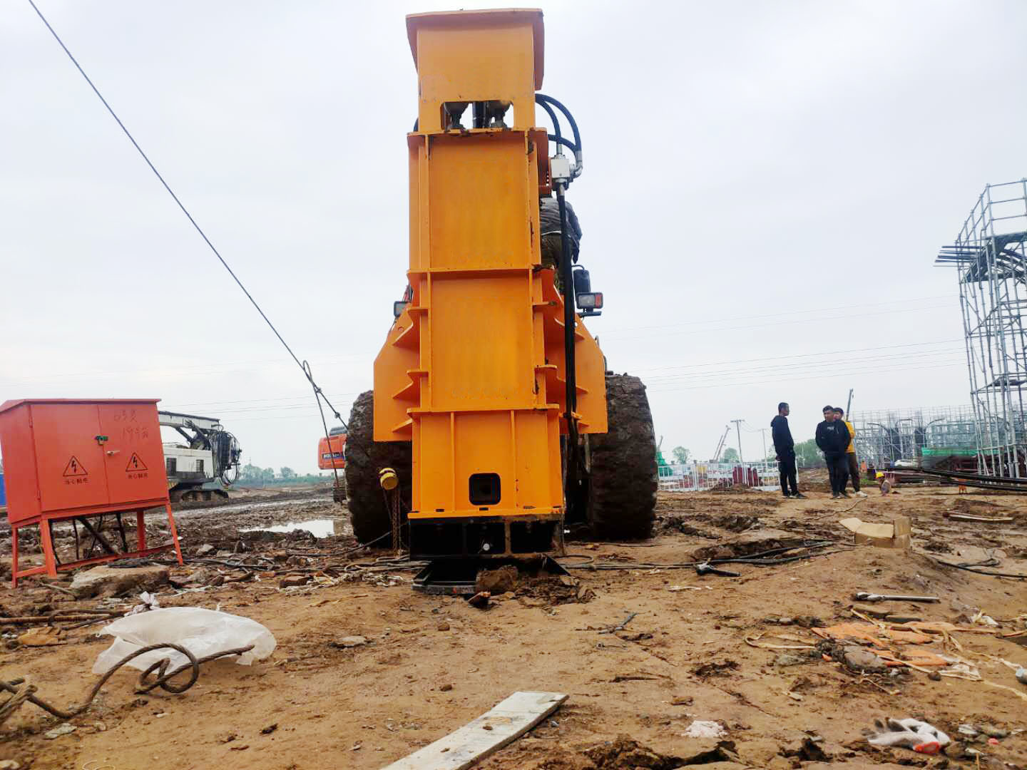 名副其实威派压路机 液压夯实机价钱是多少?高速液压夯实机出租租赁施工现场?