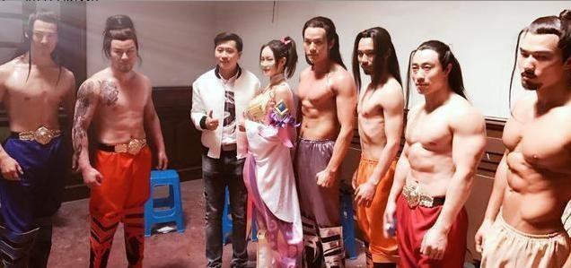 经典|本来是国产小成本“烂片”， 却因为请来了潘春春， 直接成经典