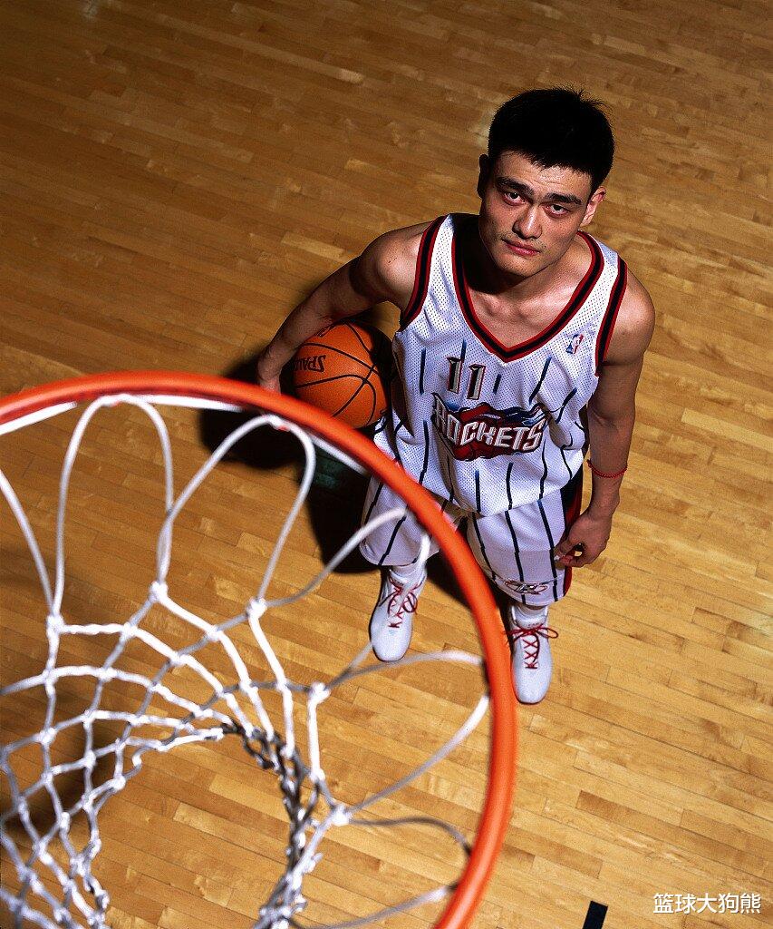 火箭队|威少+4前锋登场！德安东尼排出怪阵，哈登4犯下场火箭却拉开比分