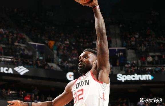 火箭队|威少+4前锋登场！德安东尼排出怪阵，哈登4犯下场火箭却拉开比分