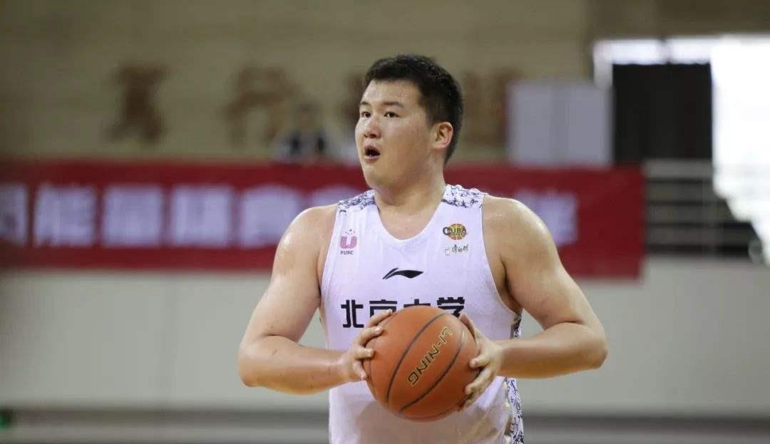广东男篮|CBA最强锦鲤！四年四连冠，难怪他敢叫嚣朱芳雨：我外面有很多事