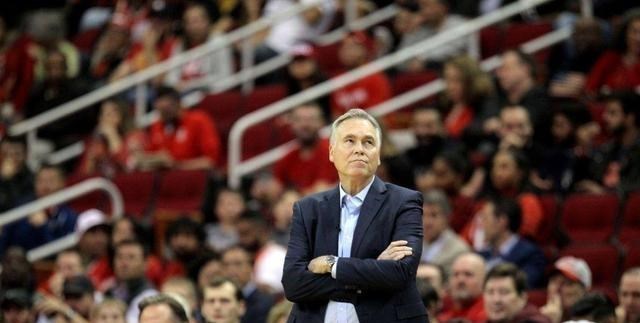 「詹姆斯·哈登」复赛还没打，火箭连遭2大重击！5小群龙失首，哈登夺冠大计或泡汤