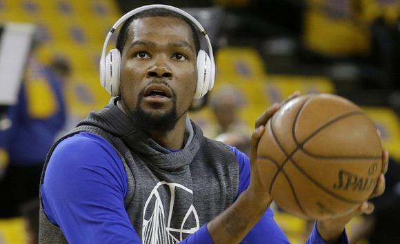 #奥尼尔#合理不？美媒评历史最佳阵容，奥尼尔3阵，库里2阵，1阵太强大