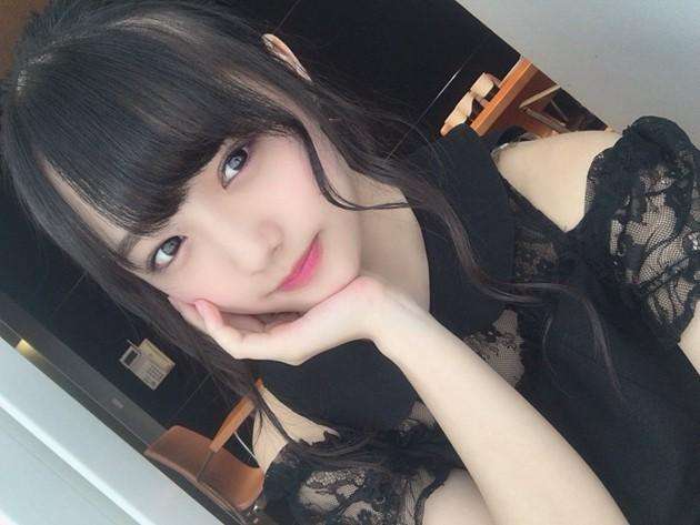 娱乐圈|日本少女12岁出道，二次元颜值圈粉无数，如今19岁更是“释放天性”