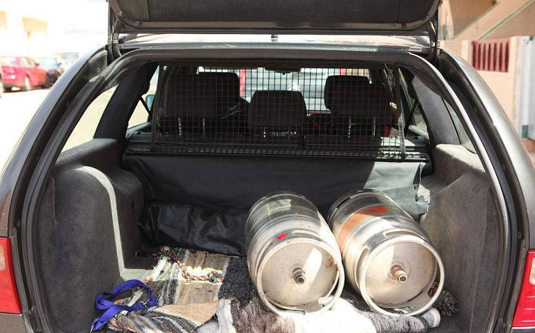 朱桀的行走的笔记 交警春运严查私家车，后备箱有4样东西千万别放，查到就罚款