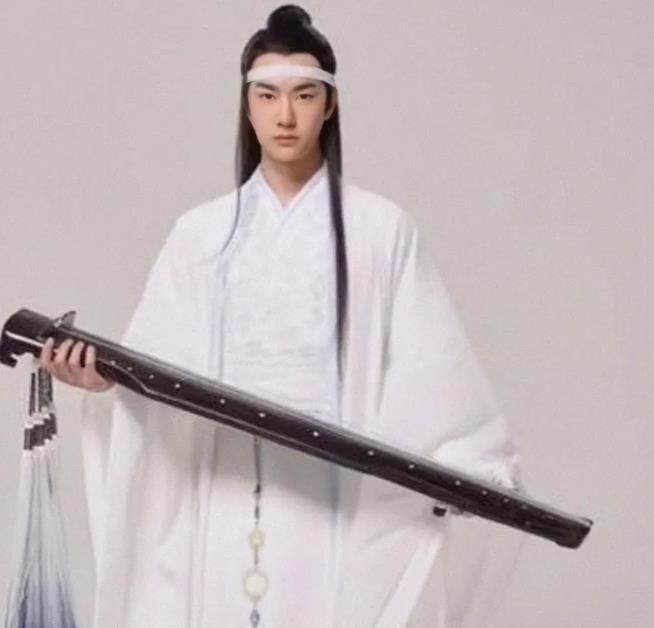 蓝忘机|《陈情令》原初造型曝光！魏无羡扎高马尾、蓝湛却像换了一个人