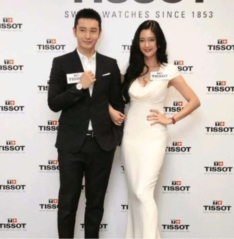 黄晓明▲当“亚洲第一美女”撞上黄晓明，网友：这是把baby抛到脑后了？