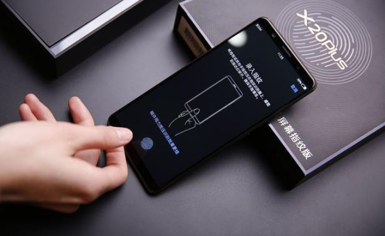 『指纹解锁』谨慎的人不用“指纹解锁”了，内行人：等你吃过亏，就知道了