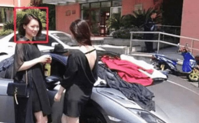 [短视频]她是曾经的网红“水泥姐”，被揭穿是团队包装后，如今过得如何？