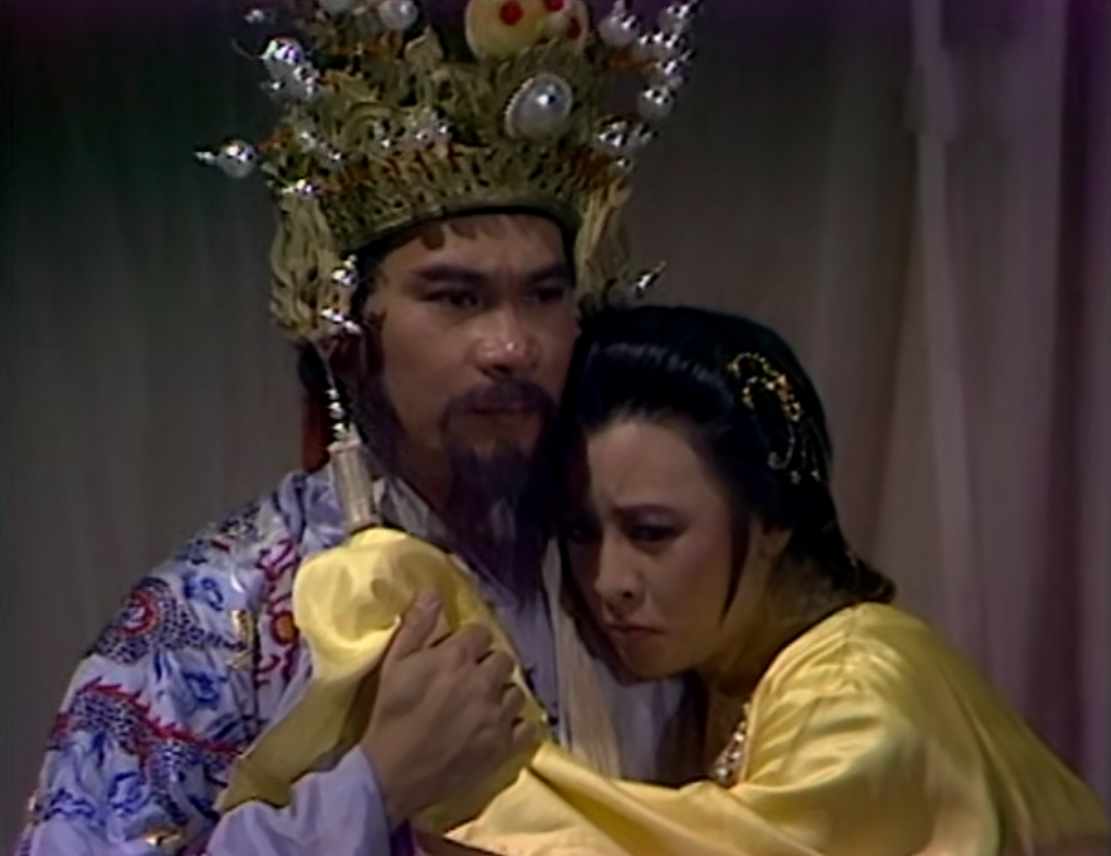 黄日华|这部电视剧大牌明星当龙套使，无线就是想告诉亚视穷得只剩明星了