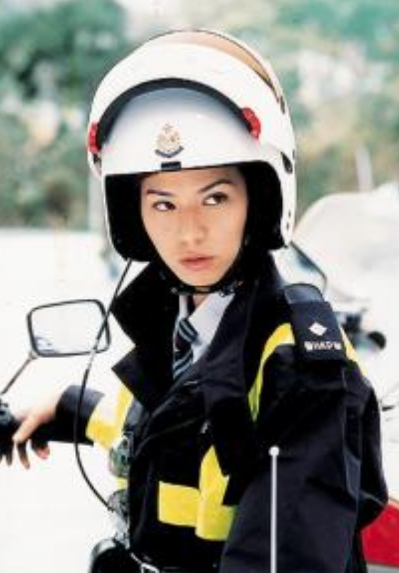 「演艺圈」这5位香港明星真的是警察，最后一位还是“警花”，没想到吧
