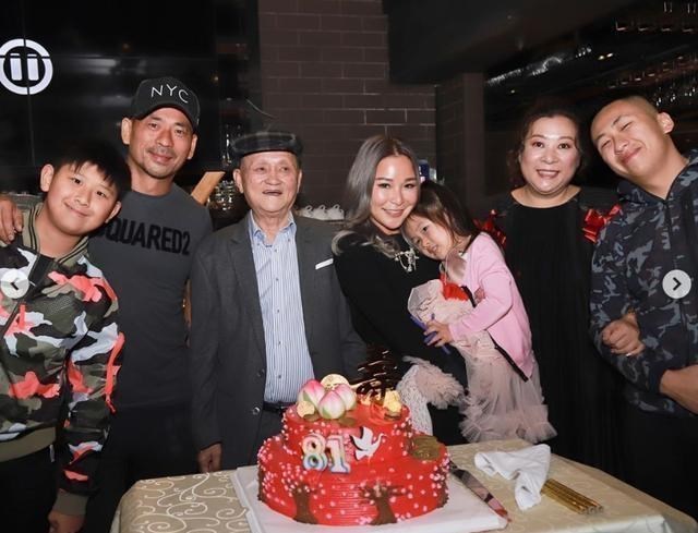 |洗米华与Mandy复合引热议：他知道愧对妻子，并曝出自己很无奈