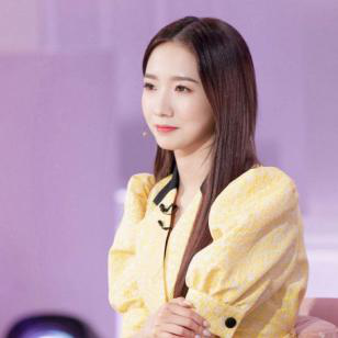 杨超越|同团不同命，孟美岐稳坐导师席杨超越成一线流量，剩余者籍籍无名