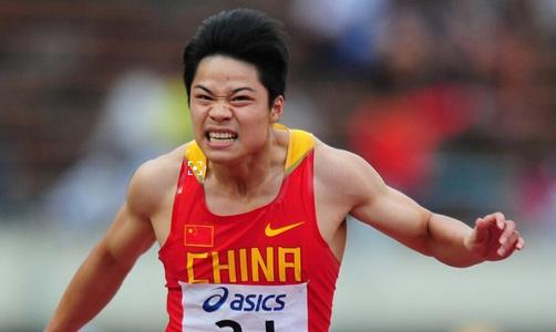 苏炳添|别把人逼成刘翔！苏炳添被破10秒遭记者质疑，本人怒怼：我30岁了