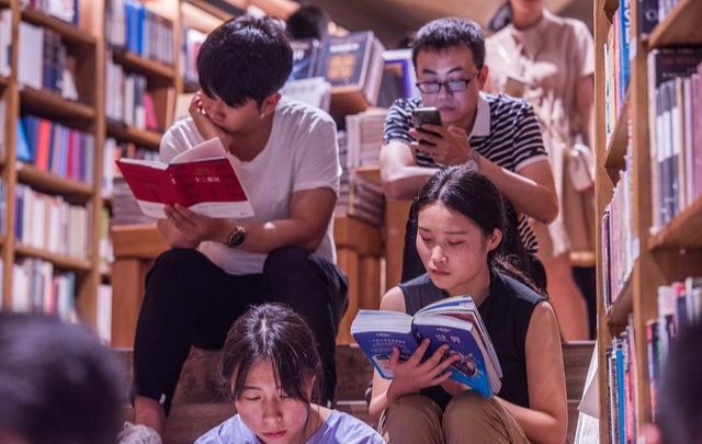 [教育部]教育部消息，节假日不调课、秋季学期正常安排，暑假也定了