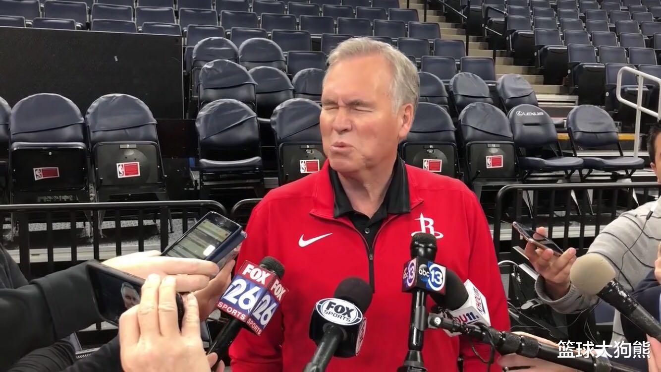 火箭队|威少+4前锋登场！德安东尼排出怪阵，哈登4犯下场火箭却拉开比分