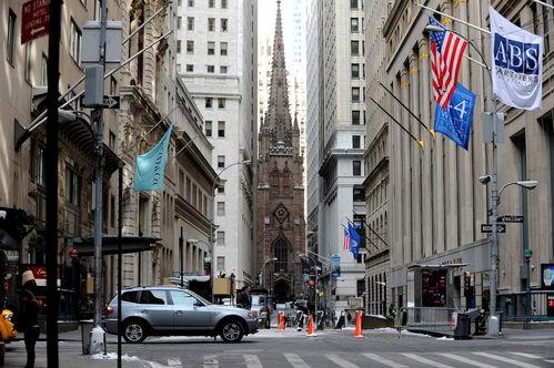 [破产]美国确诊超100万，又一美巨头“轰然倒下”！年营收70亿申请破产