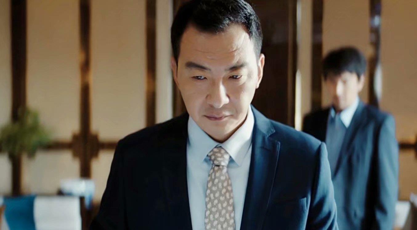 孙弈秋|平凡的荣耀:三个坏人全部锁定,全剧最渣的他,改变孙弈秋结局