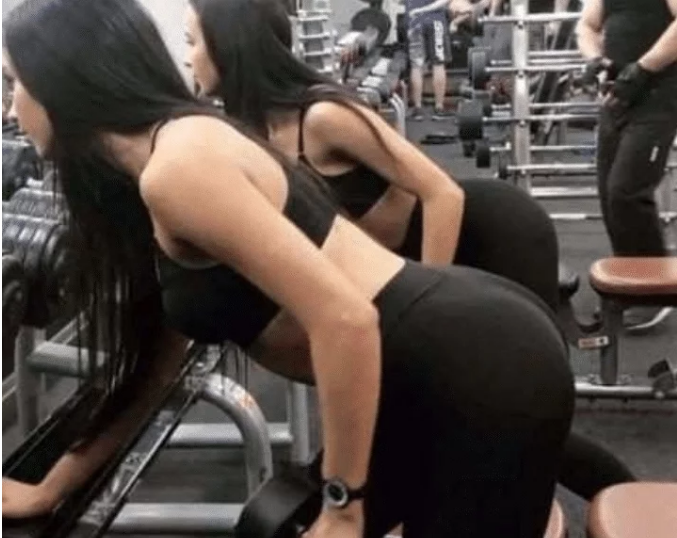 『俄罗斯』俄罗斯美女双胞胎征婚，愿意“共享”一个丈夫，但必须是千万富翁！