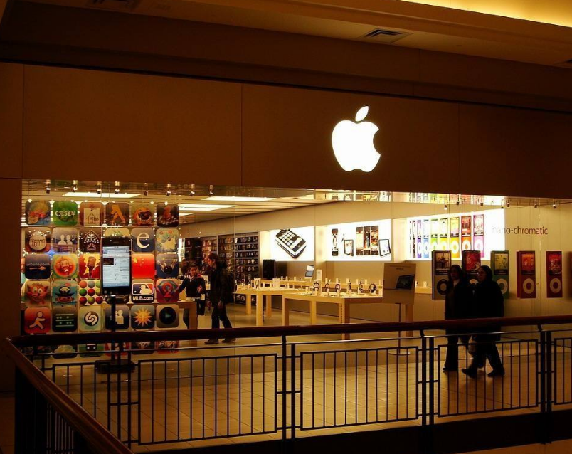 iphone12|苹果公司宣布大消息，友商猝不及防，手机领域可能要“变天”了