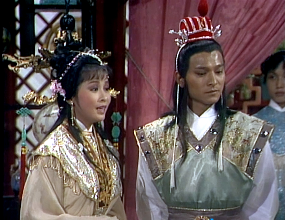 黄日华|这部电视剧大牌明星当龙套使，无线就是想告诉亚视穷得只剩明星了