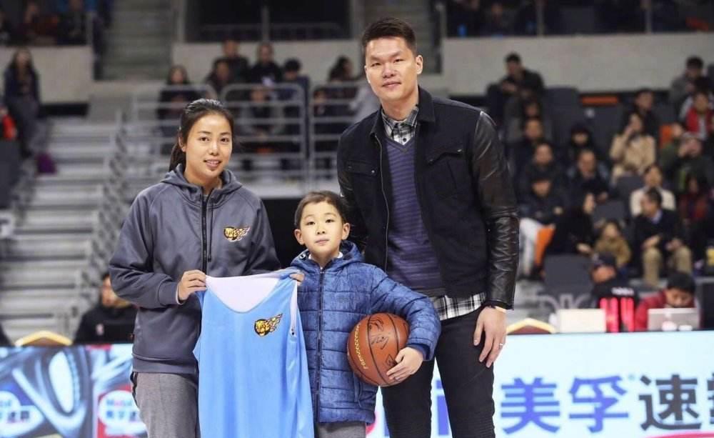 广东男篮|CBA最强锦鲤！四年四连冠，难怪他敢叫嚣朱芳雨：我外面有很多事