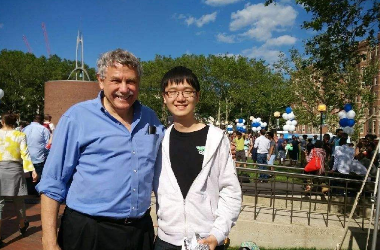 清华大学|高考703分，被国外11所名流大学拒绝，无奈上了清华！毕业后，四字回复