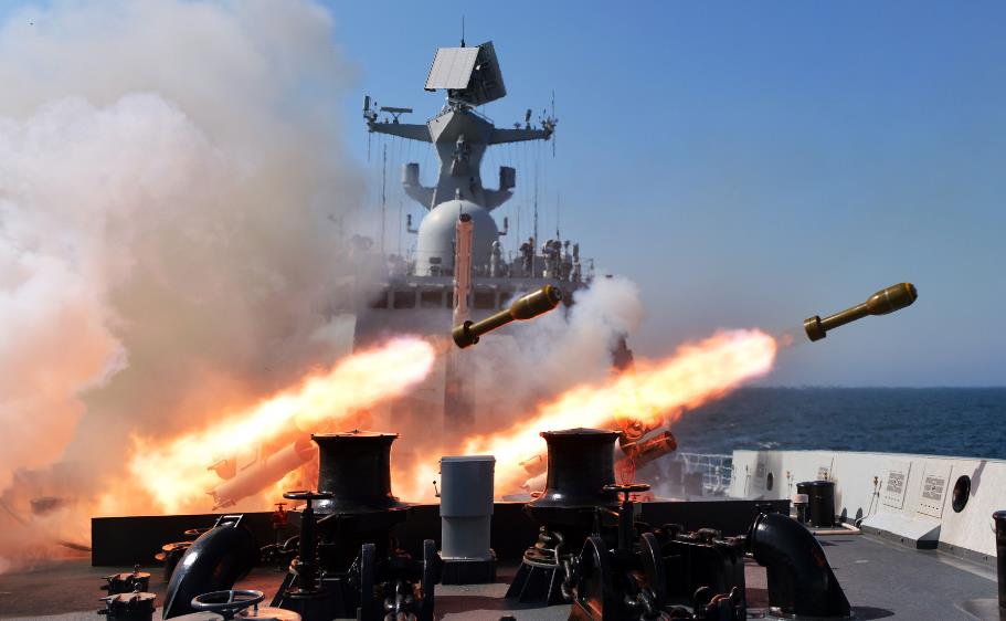 南海|别想吓唬中国！7月25日！解放军再出手，9天实弹打靶，“亮剑”南海