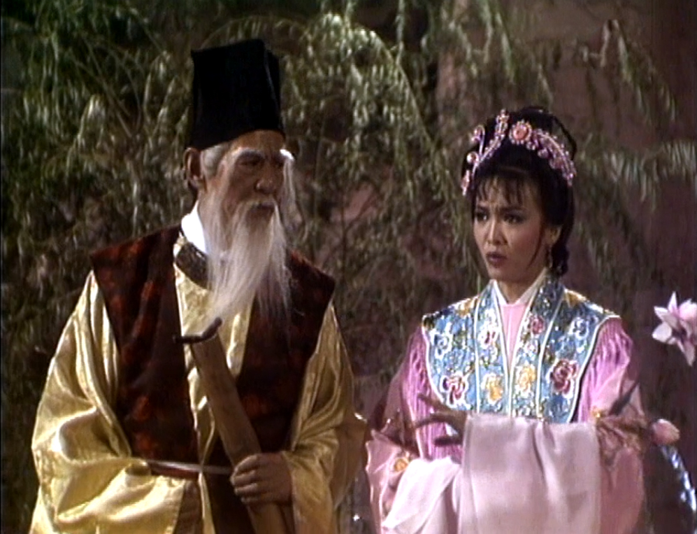 黄日华|这部电视剧大牌明星当龙套使，无线就是想告诉亚视穷得只剩明星了