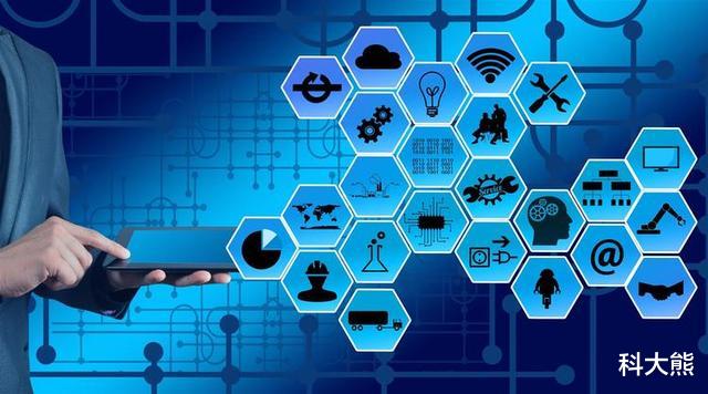 【小米科技】中国鸿蒙系统亮相，西方一致好评，国外专家：它不是安卓的复制品