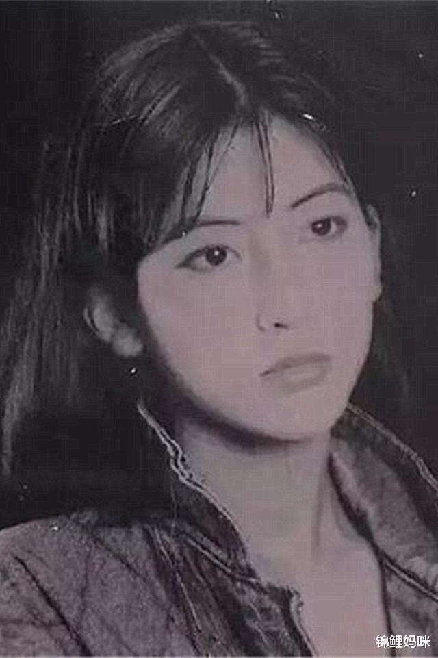 美颜|父母那个没有美颜的年代，颜值能有多高？网友：怀疑自己非亲生！