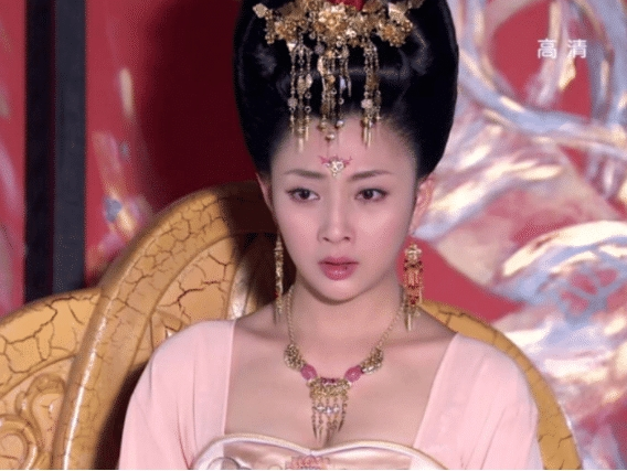 王一博|她“年轻时”迷死一大片男人，却不结婚不生孩子，如今41岁的她像个水蜜桃