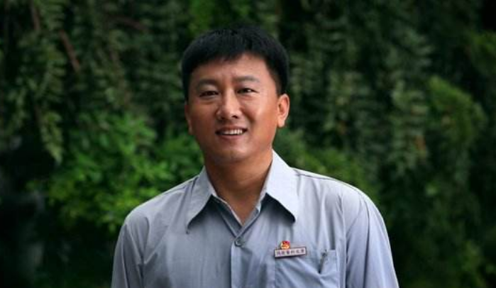 还是夫妻|他们不但是同学还是夫妻，低调恩爱15年，没人知道2人是夫妻