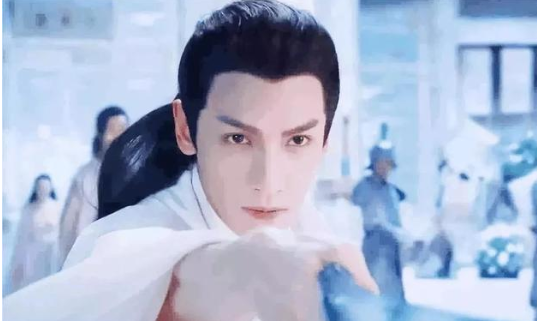 [杨紫]杨紫官宣撒狗粮，爱了，爱了