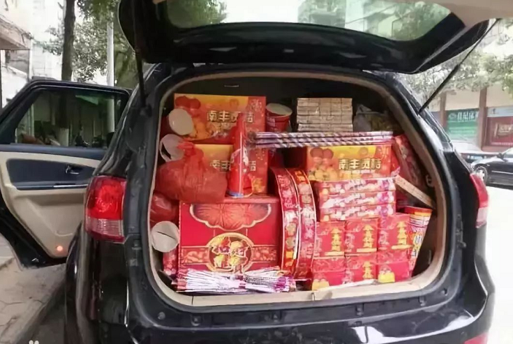 朱桀的行走的笔记 交警春运严查私家车，后备箱有4样东西千万别放，查到就罚款