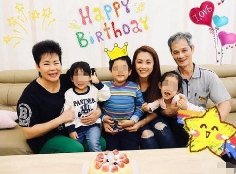 柯以柔|她凭借《薰衣草》出道,离婚后独带3娃拼生计,活像悲剧女主角