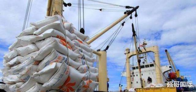 |我国这次“动真格”，果断拒绝与美国谈判，100亿订单全部取消！