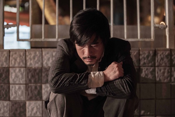 郭富城|拍《麦路人》郭富城20小时0进食，25天狂抽烟，一杀青秒冲医院