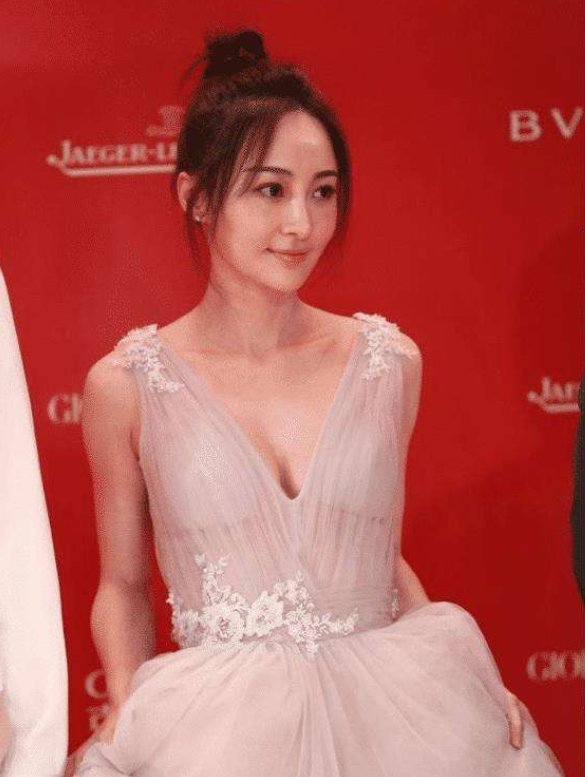 姚笛|他与姚笛同床共枕7年,却因没钱买房无奈分手,现在红得发紫身家上亿