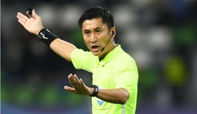 格德斯|破案了！32倍慢镜回放还原格德斯犯规真相，马宁误判洗不掉了！