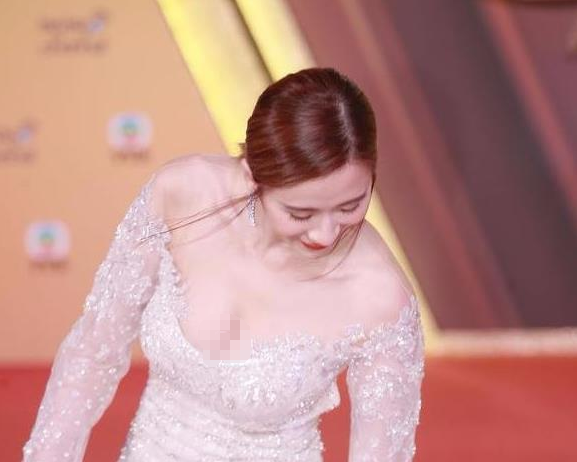 TVB|因长得好看受女星“排挤”，在TVB混了16年的配角，今却变成了啥样？