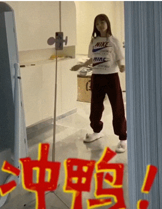 『李小璐』李小璐迎来一个好消息,一个坏笑消息,网友:两个都顶不住呀!