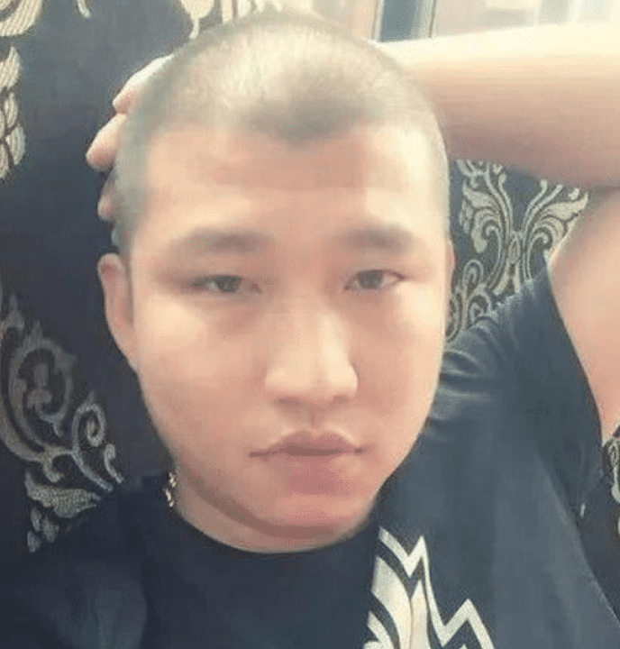 走红就“作死”的4个网红:水泥妹遭人唾弃,祁天道诈骗,二驴狂炫富!