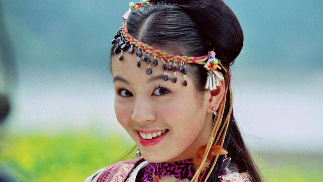 刘品言|有种“整容”叫15年后的“阿奴”，曾胖到认不出，如今32岁美到犯规
