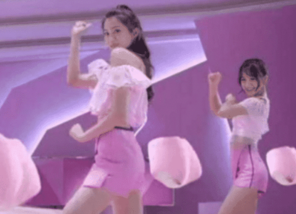 关晓彤|当年关晓彤拍摄“卫生棉”广告，未P图被曝光，网友：原来鹿晗好这口！