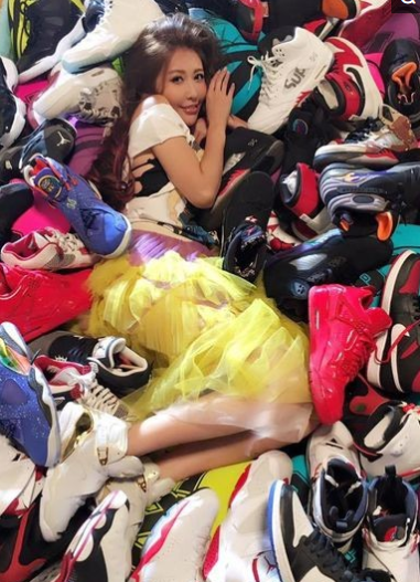 简恺乐：老板罗志祥看到这些照片会心动吗？网友：看了有心动的感觉！