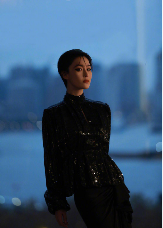 张馨予|这是张馨予吗？ 十年前旧照被曝光，网友：满是风尘的气息！