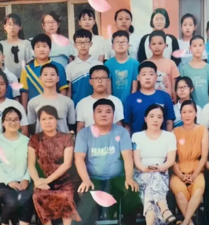 |“网恋三年，却败给了奔现3秒，谁来把妖孽收走？”