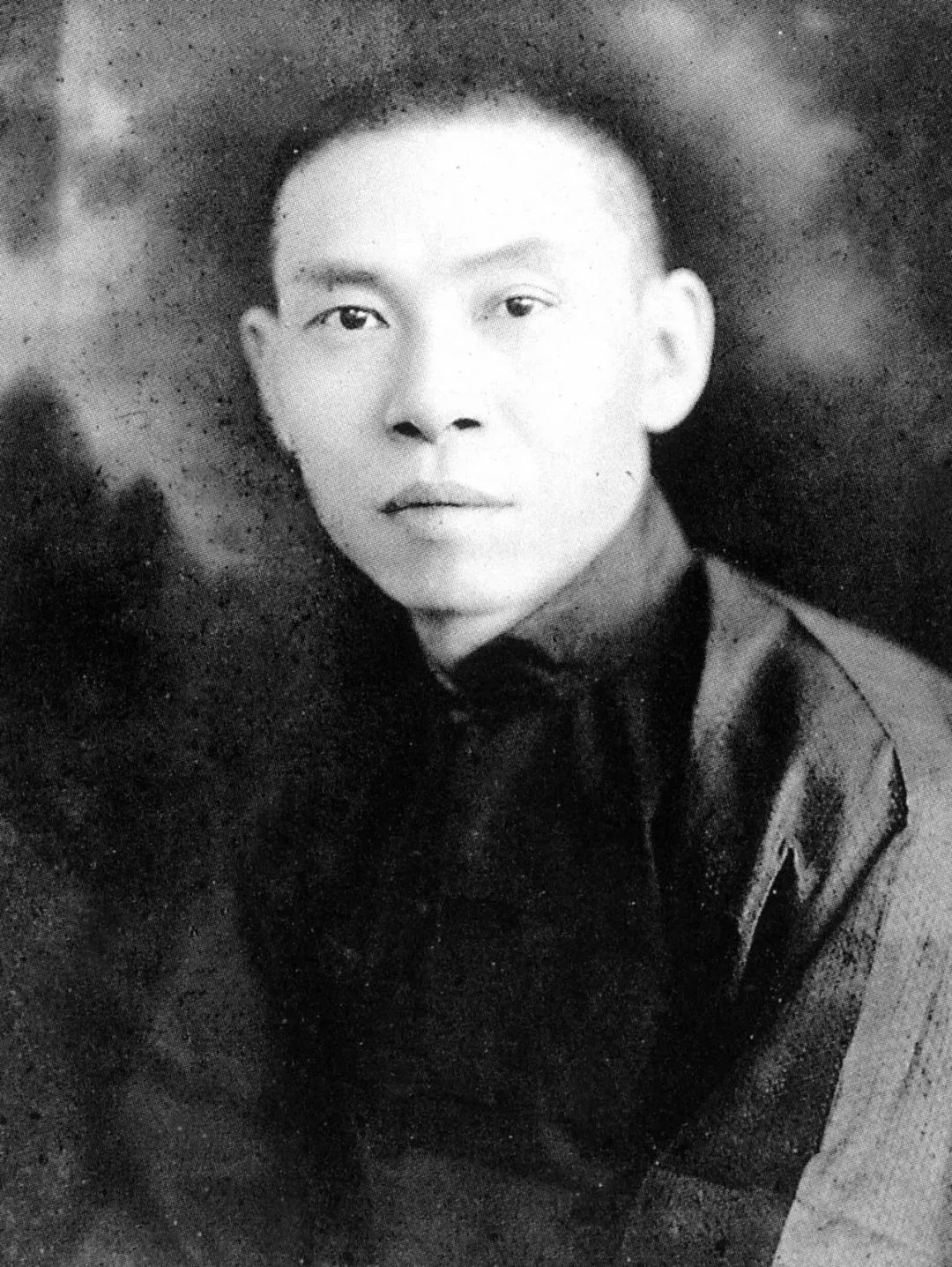 杜月笙|杜月笙虽是青帮老大，但他有一个闻名全国的儿子，至今为祖国奋斗